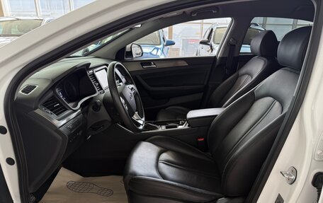 Hyundai Sonata VII, 2019 год, 2 200 000 рублей, 36 фотография