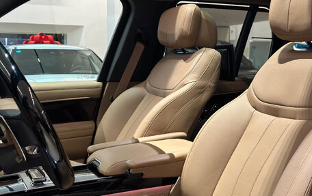 Land Rover Range Rover IV рестайлинг, 2025 год, 28 240 000 рублей, 11 фотография