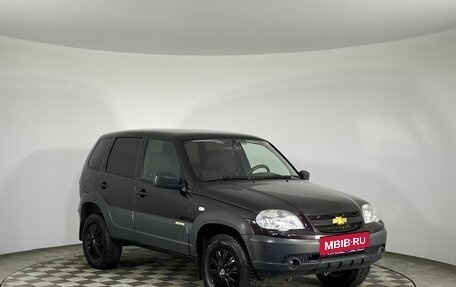 Chevrolet Niva I рестайлинг, 2017 год, 755 000 рублей, 2 фотография