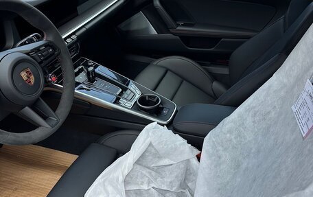 Porsche 911, 2025 год, 26 500 000 рублей, 6 фотография