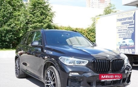 BMW X5, 2019 год, 5 400 000 рублей, 3 фотография
