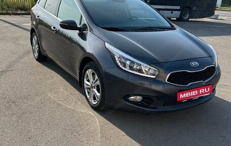 KIA cee'd III, 2013 год, 1 050 000 рублей, 4 фотография