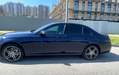 Mercedes-Benz E-Класс, 2018 год, 3 350 000 рублей, 18 фотография