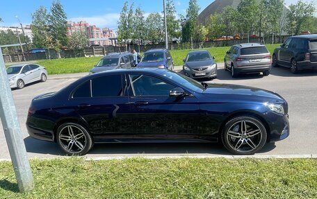 Mercedes-Benz E-Класс, 2018 год, 3 350 000 рублей, 22 фотография