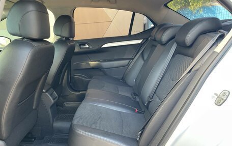 Citroen C4 II рестайлинг, 2016 год, 1 049 000 рублей, 13 фотография