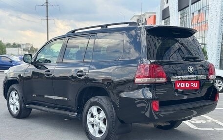 Toyota Land Cruiser 200, 2010 год, 2 850 000 рублей, 9 фотография