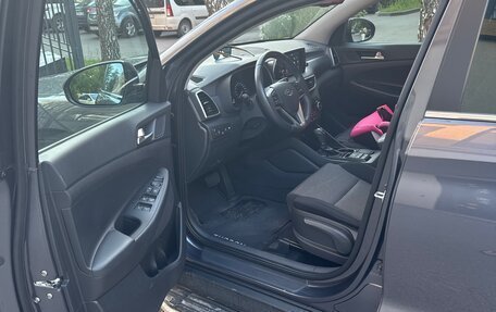 Hyundai Tucson III, 2018 год, 2 200 000 рублей, 6 фотография