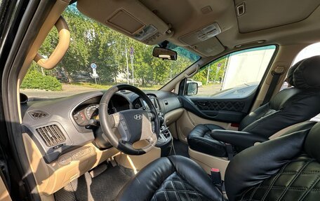 Hyundai Grand Starex Grand Starex I рестайлинг 2, 2008 год, 1 400 000 рублей, 12 фотография