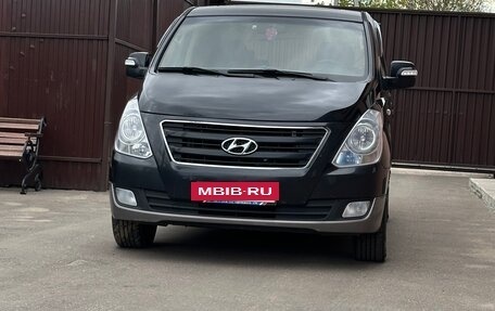 Hyundai Grand Starex Grand Starex I рестайлинг 2, 2008 год, 1 400 000 рублей, 2 фотография
