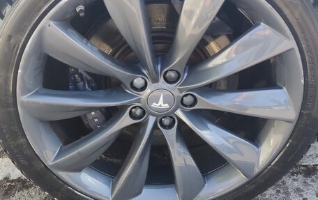 Tesla Model S I, 2013 год, 1 700 000 рублей, 17 фотография