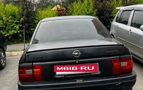Opel Vectra A, 1993 год, 110 000 рублей, 3 фотография