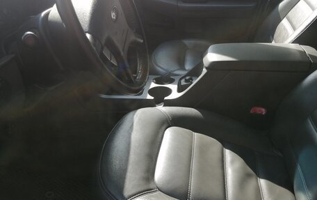 Ford Explorer III, 2003 год, 800 000 рублей, 10 фотография