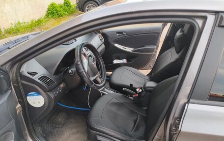 Hyundai Solaris II рестайлинг, 2011 год, 1 000 050 рублей, 15 фотография