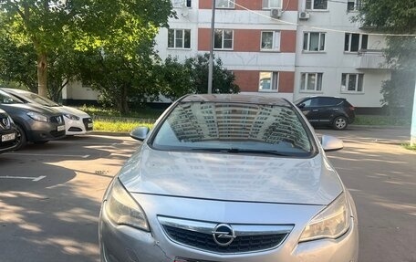 Opel Astra J, 2010 год, 405 000 рублей, 2 фотография
