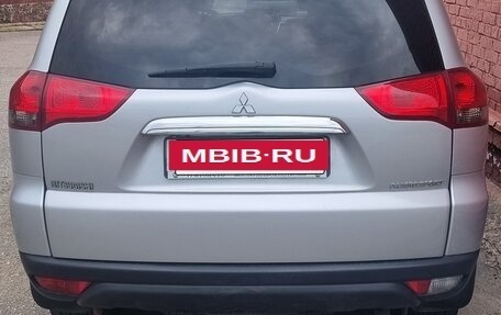 Mitsubishi Pajero Sport II рестайлинг, 2014 год, 2 400 000 рублей, 8 фотография