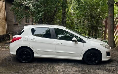 Peugeot 308 II, 2011 год, 600 000 рублей, 2 фотография