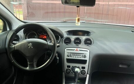 Peugeot 308 II, 2011 год, 600 000 рублей, 13 фотография