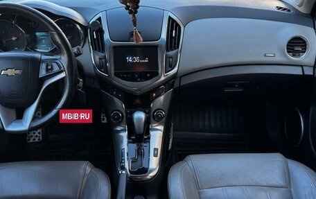 Chevrolet Cruze II, 2013 год, 700 000 рублей, 3 фотография
