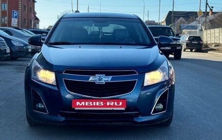 Chevrolet Cruze II, 2013 год, 700 000 рублей, 2 фотография