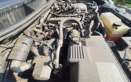 Toyota Land Cruiser Prado 150 рестайлинг 2, 2011 год, 2 950 000 рублей, 16 фотография
