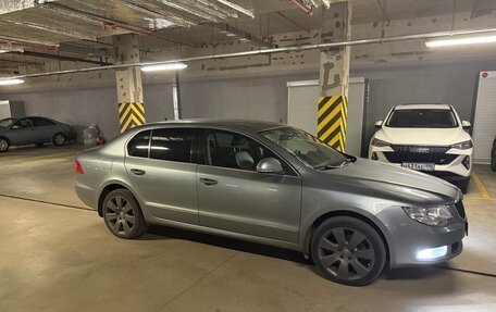 Skoda Superb III рестайлинг, 2010 год, 1 000 000 рублей, 2 фотография