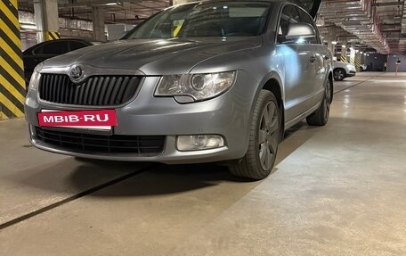 Skoda Superb III рестайлинг, 2010 год, 1 000 000 рублей, 4 фотография