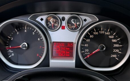 Ford Focus II рестайлинг, 2011 год, 815 000 рублей, 17 фотография