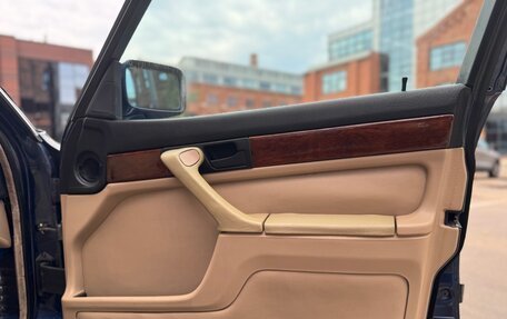 BMW 7 серия, 1990 год, 900 000 рублей, 17 фотография
