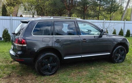 Volkswagen Touareg III, 2009 год, 700 000 рублей, 3 фотография