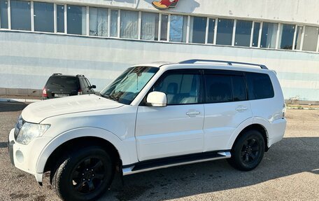 Mitsubishi Pajero IV, 2010 год, 1 600 000 рублей, 3 фотография