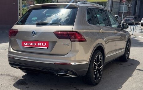 Volkswagen Tiguan II, 2018 год, 2 780 000 рублей, 6 фотография