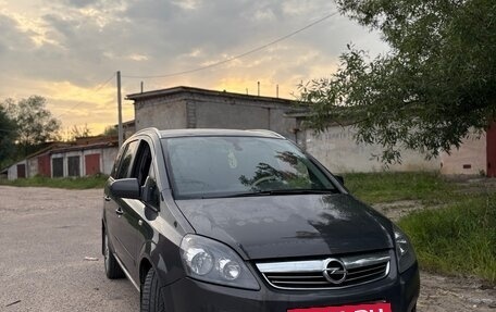 Opel Zafira B, 2014 год, 980 000 рублей, 20 фотография