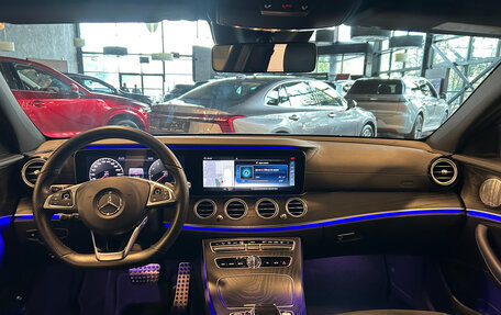 Mercedes-Benz E-Класс, 2018 год, 3 850 000 рублей, 19 фотография