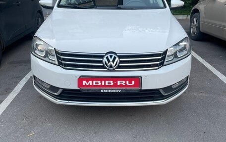 Volkswagen Passat B7, 2013 год, 1 199 000 рублей, 1 фотография