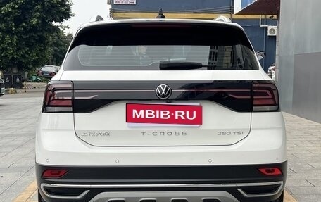Volkswagen T-Cross I, 2021 год, 1 360 000 рублей, 12 фотография