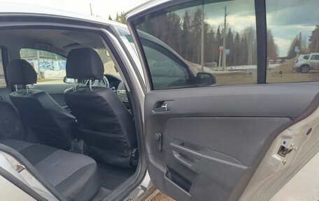 Opel Astra H, 2007 год, 380 000 рублей, 16 фотография