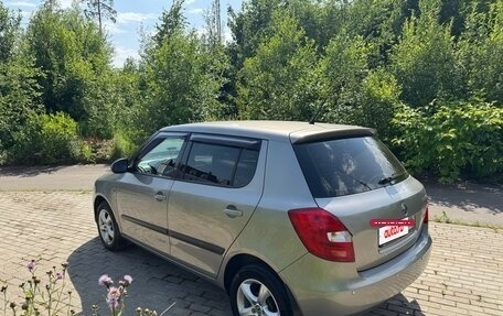 Skoda Fabia II, 2011 год, 750 000 рублей, 6 фотография