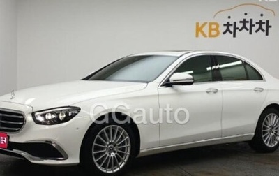 Mercedes-Benz E-Класс, 2022 год, 3 600 000 рублей, 1 фотография
