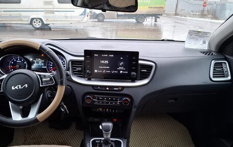 KIA cee'd III, 2022 год, 1 653 000 рублей, 10 фотография