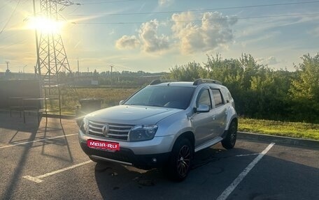 Renault Duster I рестайлинг, 2014 год, 950 000 рублей, 1 фотография
