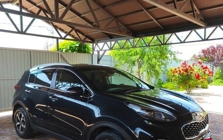 KIA Sportage IV рестайлинг, 2019 год, 2 000 000 рублей, 2 фотография