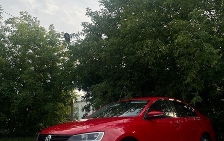 Volkswagen Jetta VI, 2012 год, 1 000 000 рублей, 1 фотография