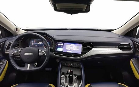 Haval F7x I, 2022 год, 1 210 000 рублей, 10 фотография