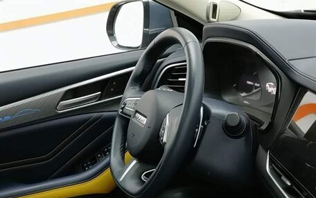 Haval F7x I, 2022 год, 1 210 000 рублей, 9 фотография