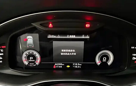 Audi Q7, 2022 год, 6 367 480 рублей, 2 фотография