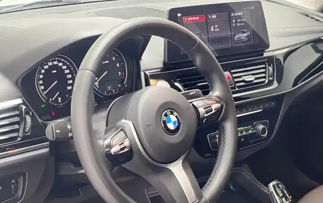 BMW 1 серия, 2022 год, 2 030 780 рублей, 7 фотография