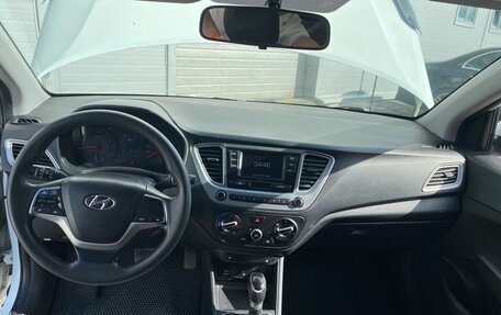 Hyundai Solaris II рестайлинг, 2020 год, 999 000 рублей, 5 фотография