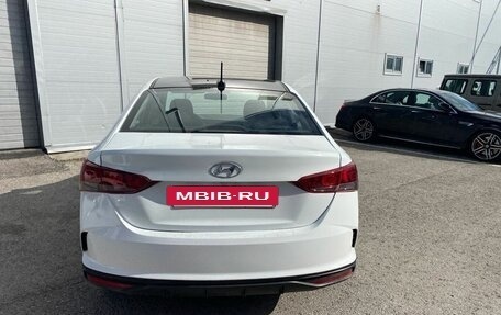 Hyundai Solaris II рестайлинг, 2020 год, 999 000 рублей, 4 фотография