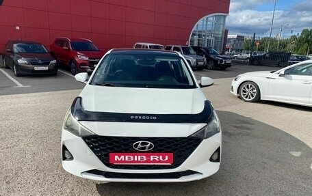 Hyundai Solaris II рестайлинг, 2020 год, 999 000 рублей, 3 фотография