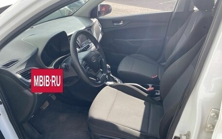 Hyundai Solaris II рестайлинг, 2020 год, 999 000 рублей, 6 фотография